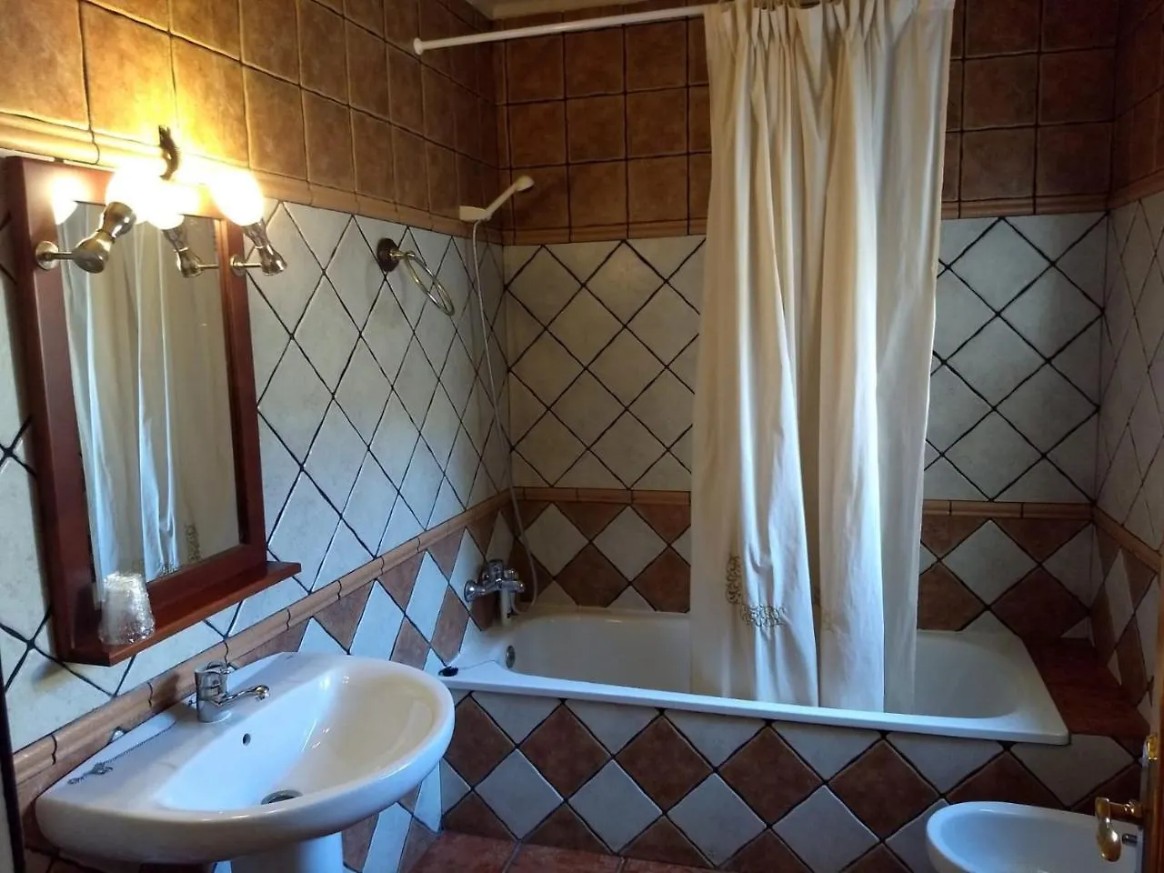 Penzion Hotel Hostal Nicol'S Luque